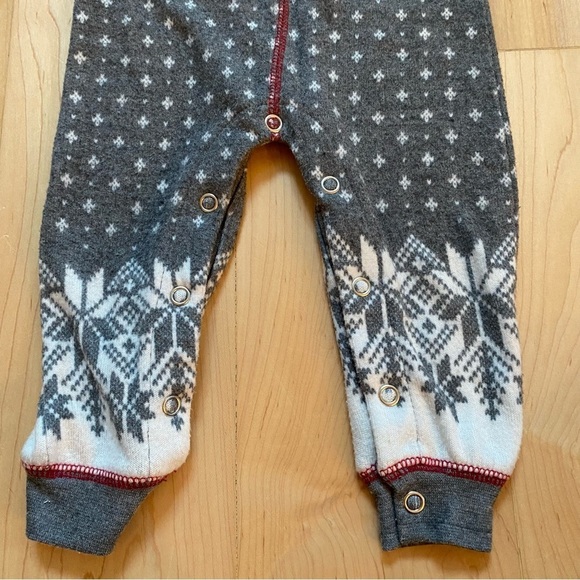 PJ Salvage Christmas PJ Snap Onesie 6-12 Months - Picture 3 of 9